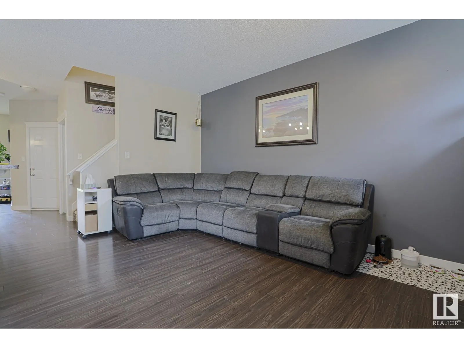 141 MCLAUGHLIN DR