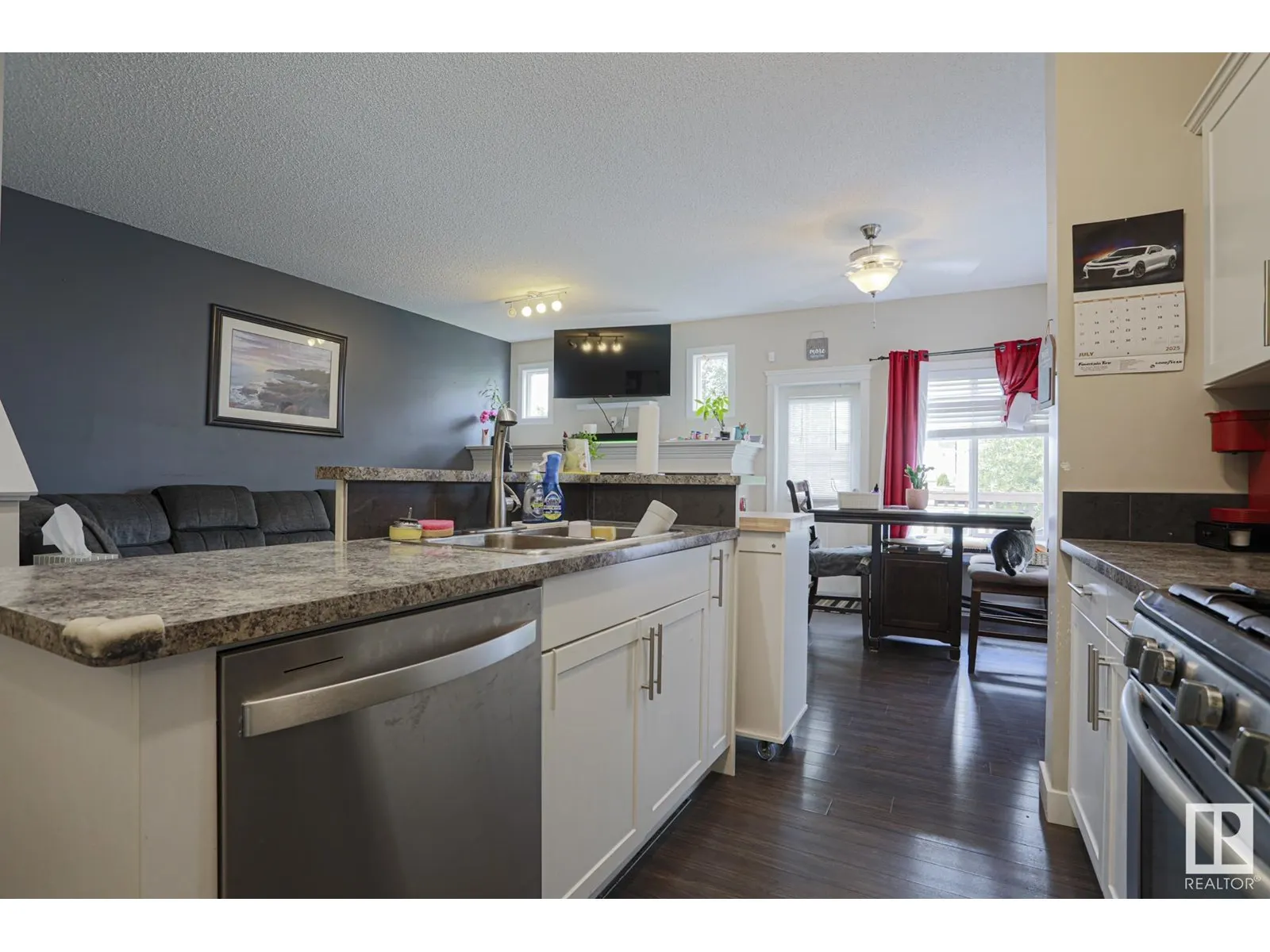 141 MCLAUGHLIN DR