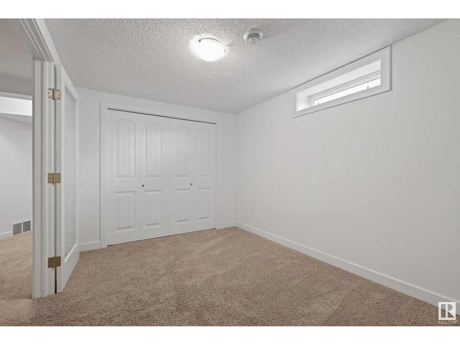 9015 135A AV NW