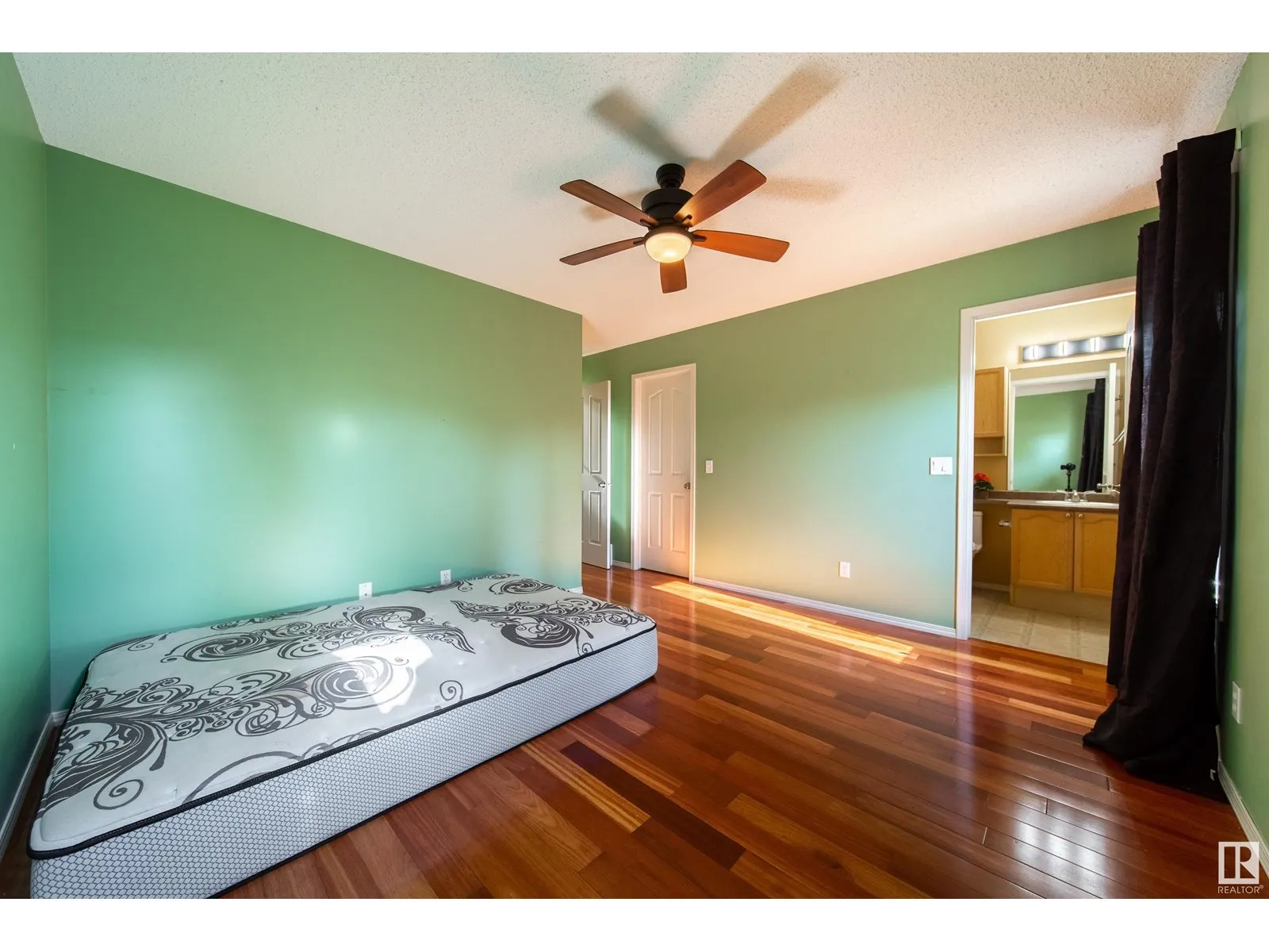 13023 35 ST NW NW