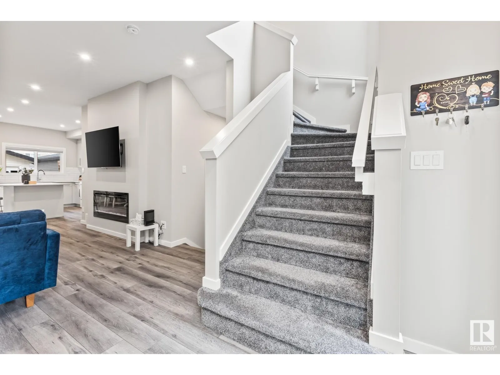 264 ROLSTON WD