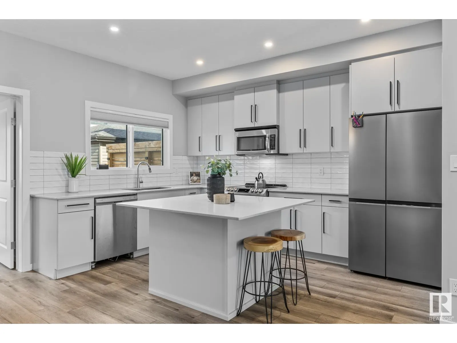 264 ROLSTON WD