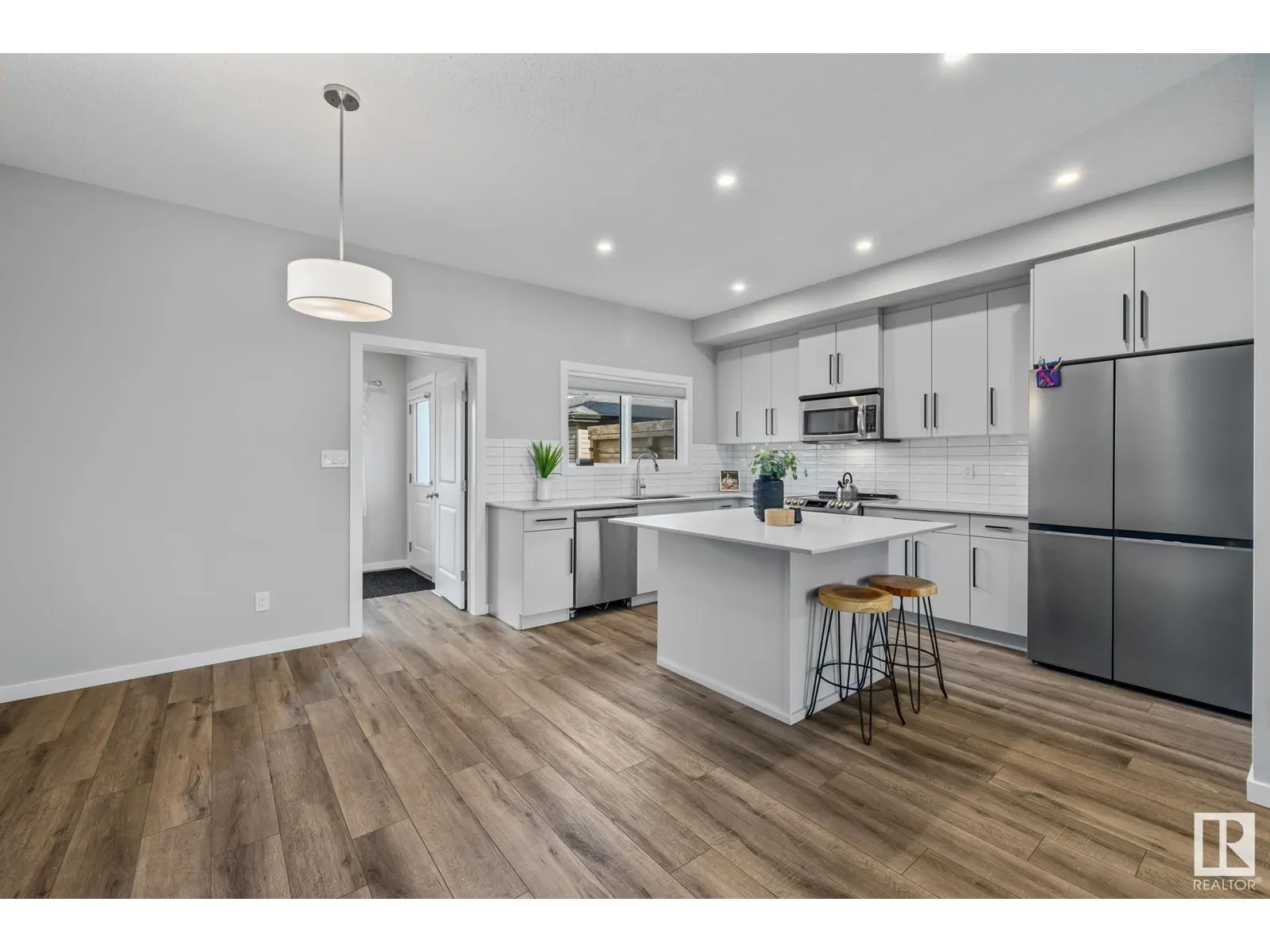 264 ROLSTON WD