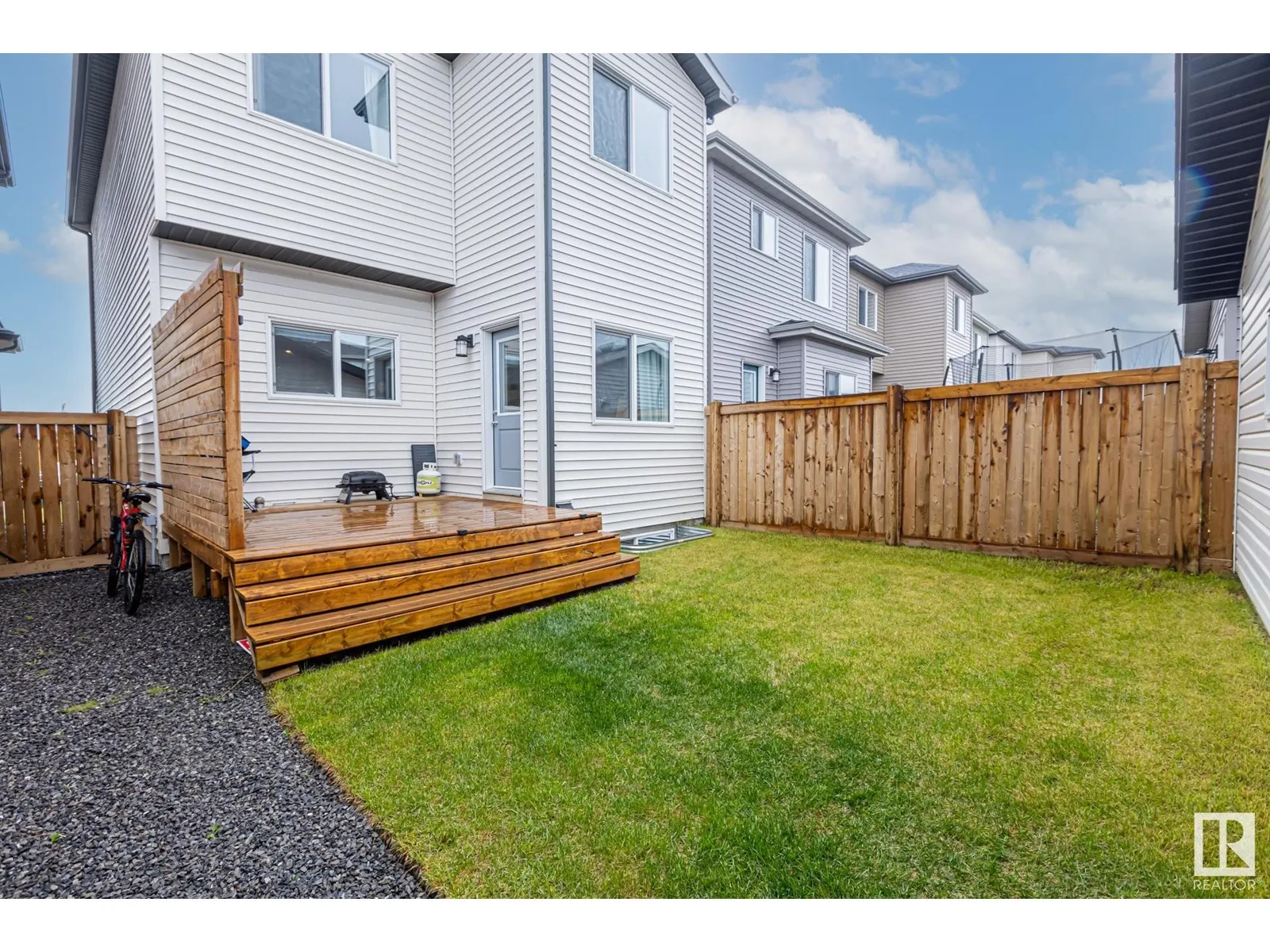 264 ROLSTON WD