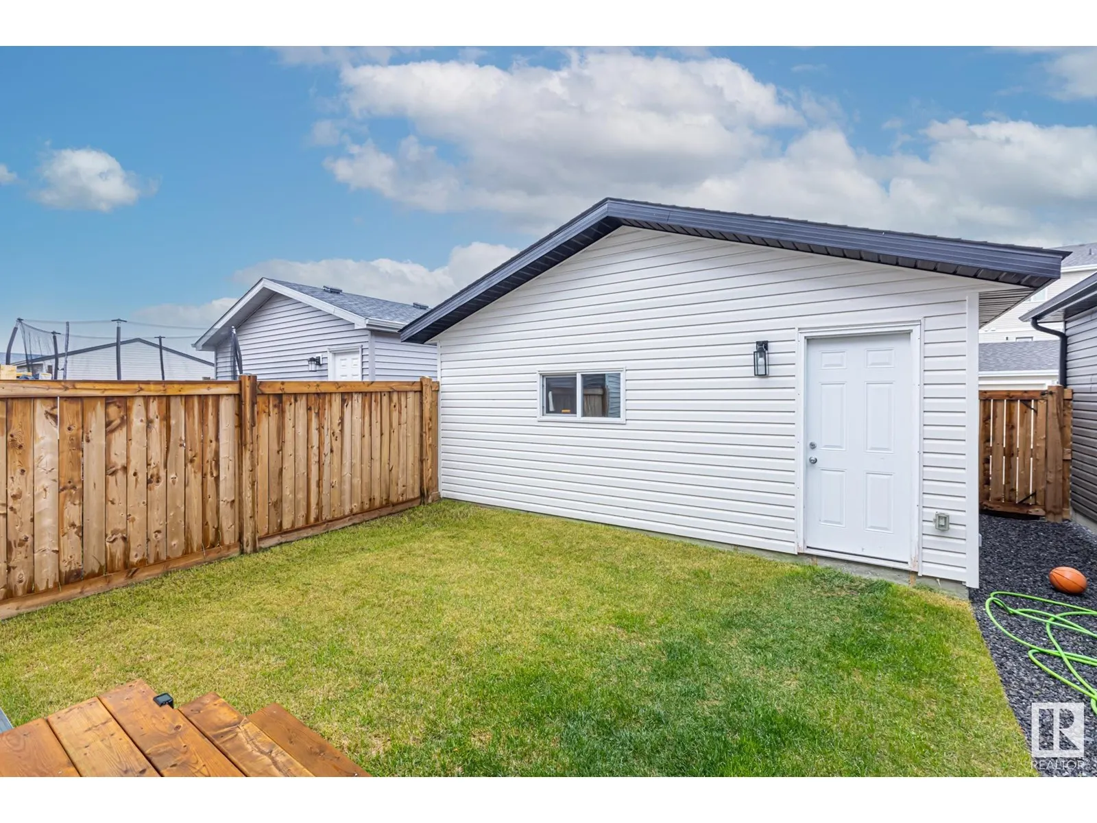 264 ROLSTON WD