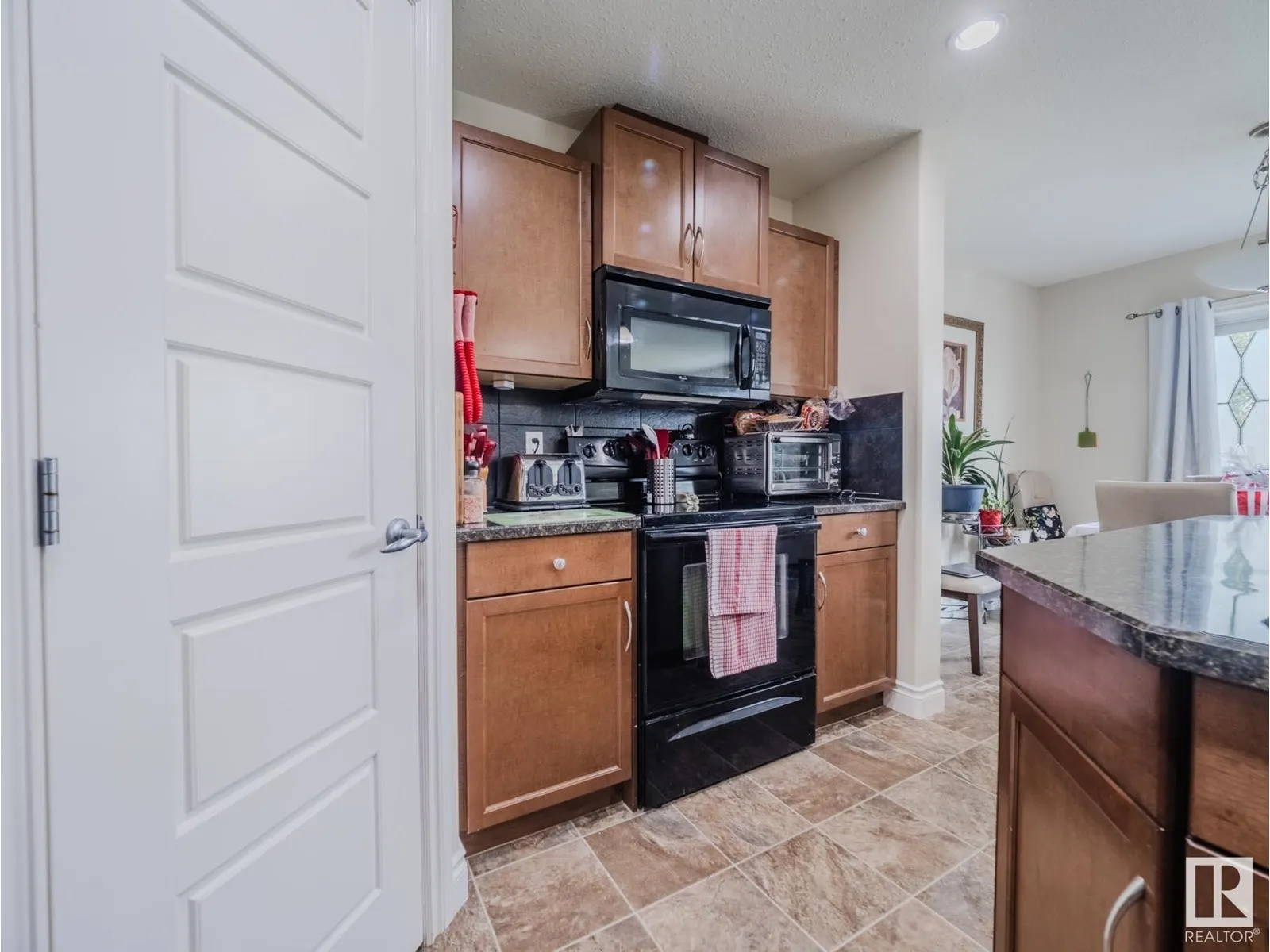 74 RED CANYON WY