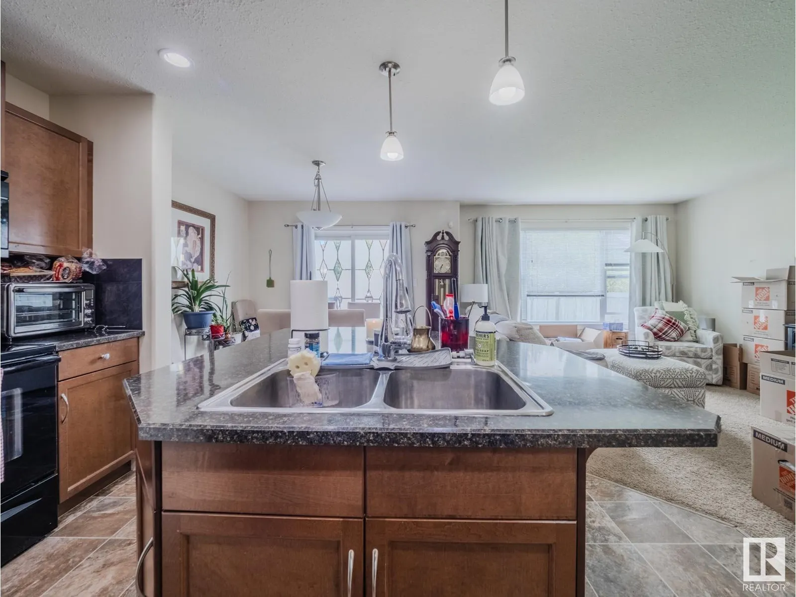 74 RED CANYON WY