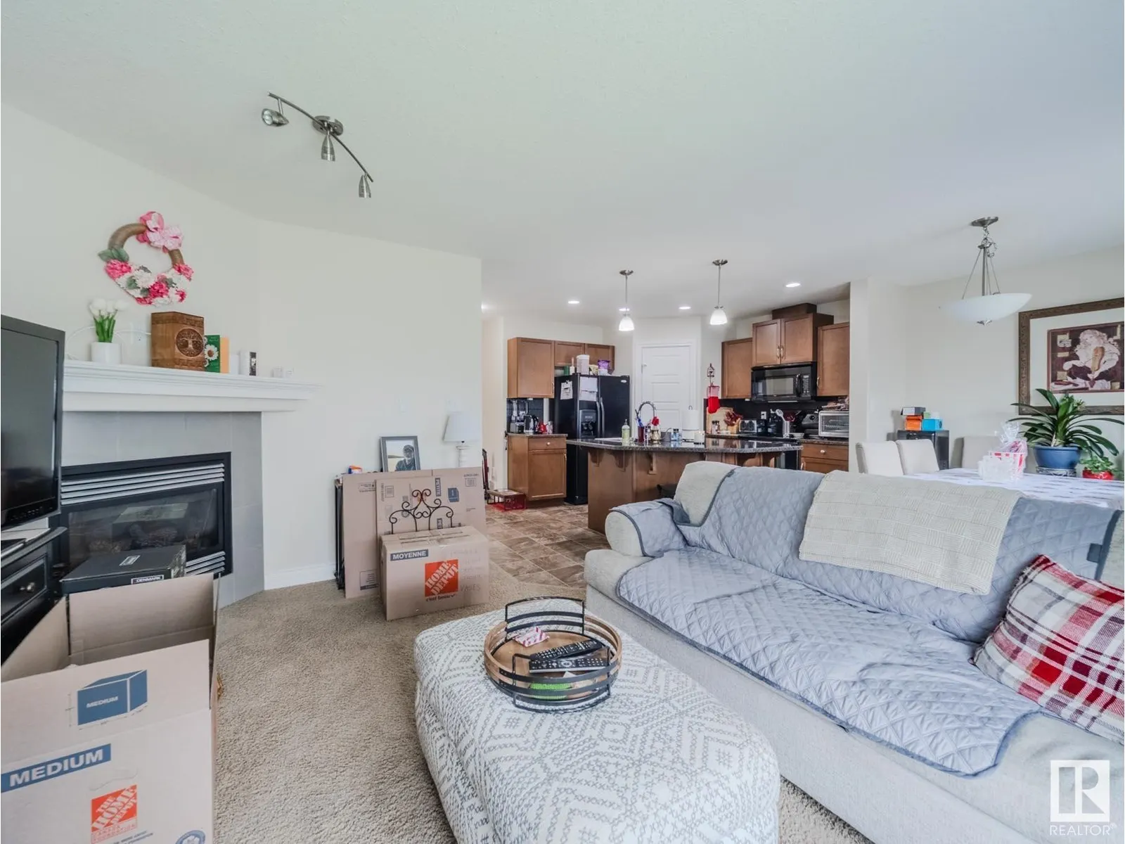 74 RED CANYON WY