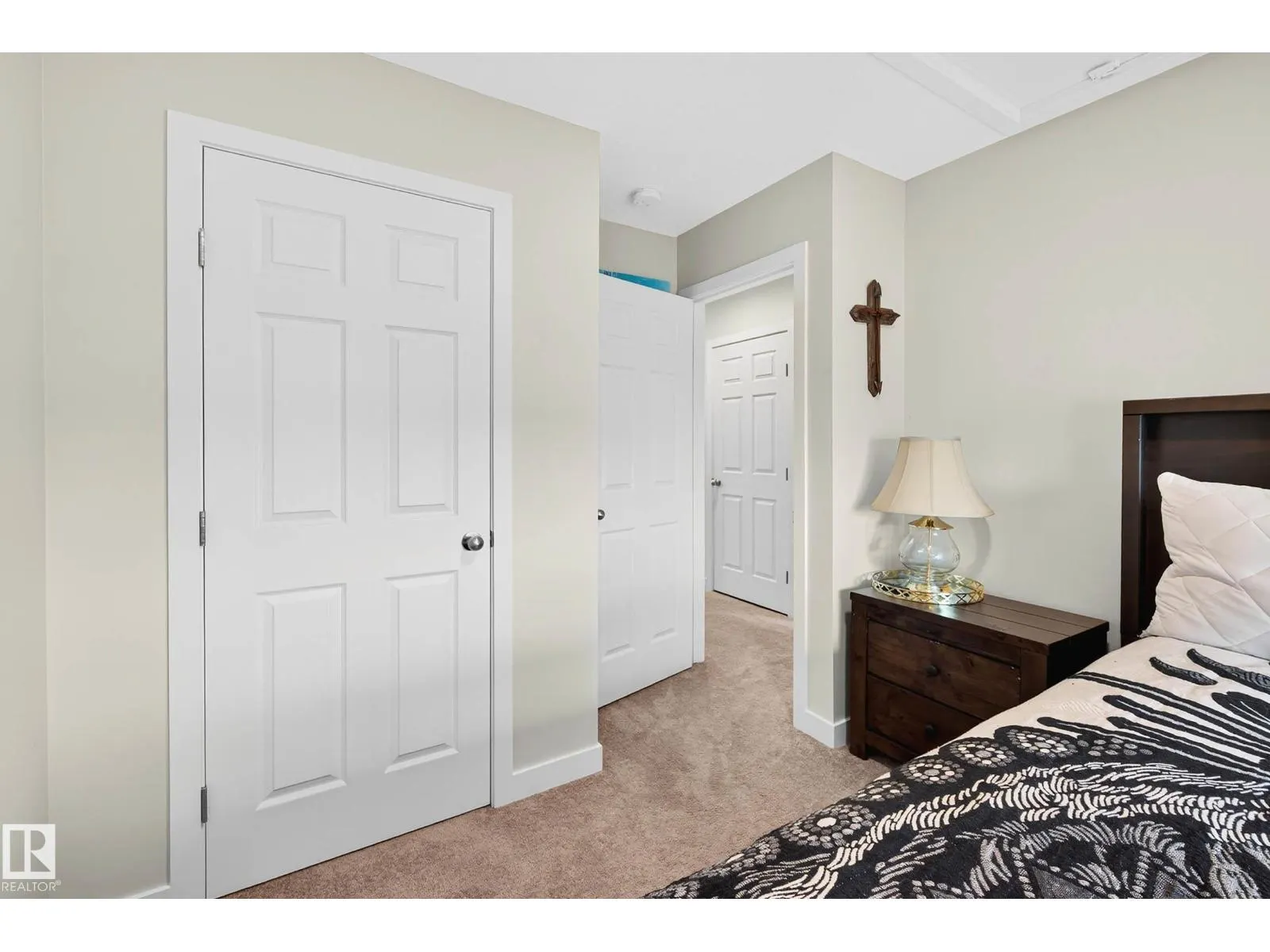 338 Jensen Lakes BV