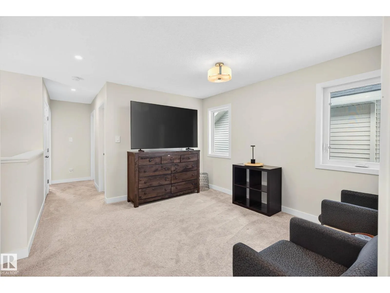 338 Jensen Lakes BV