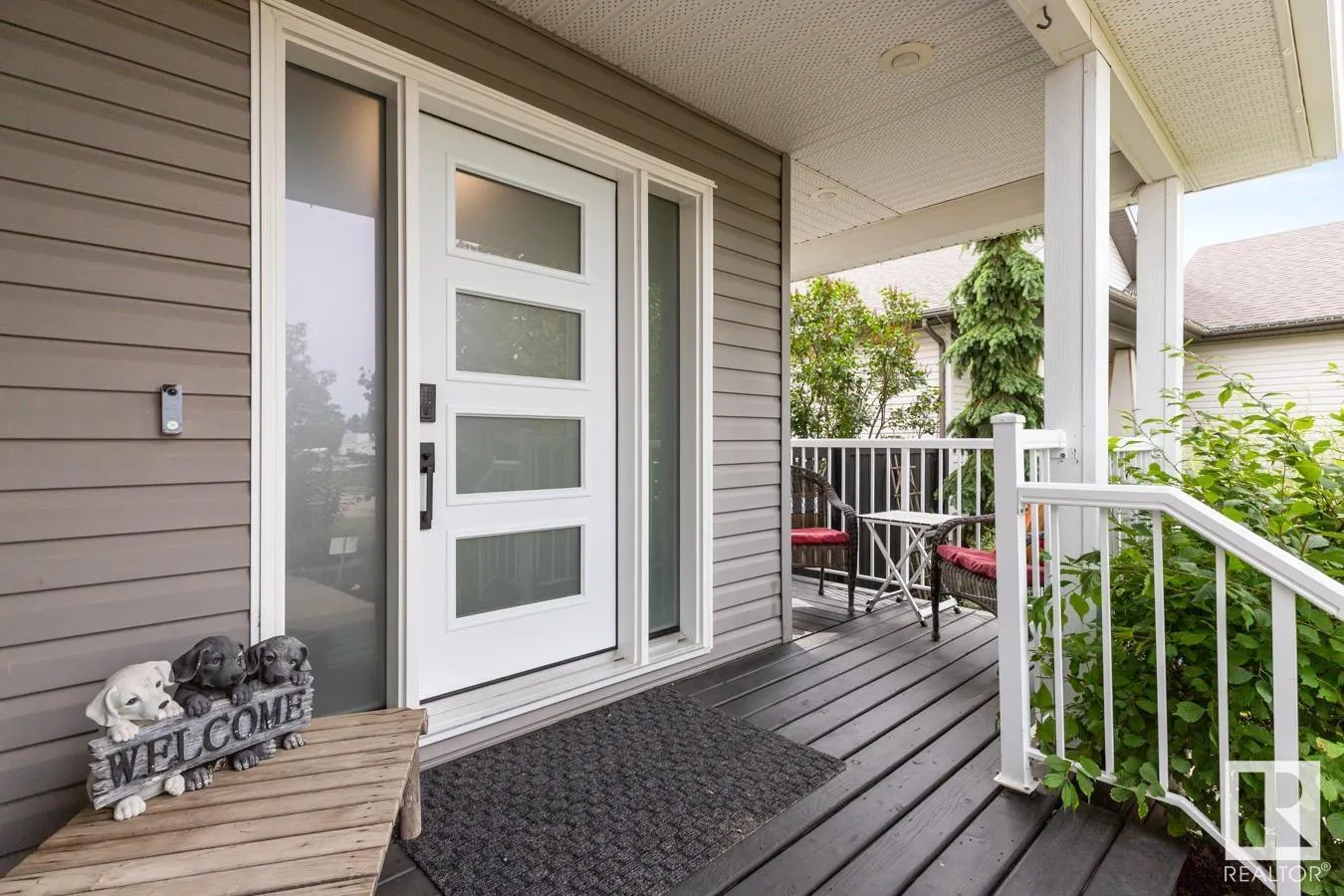 7 CREEKSIDE DR