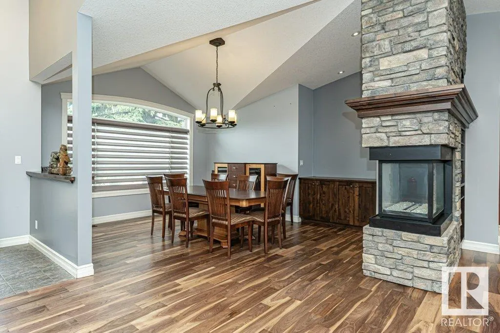 637 Estate DR