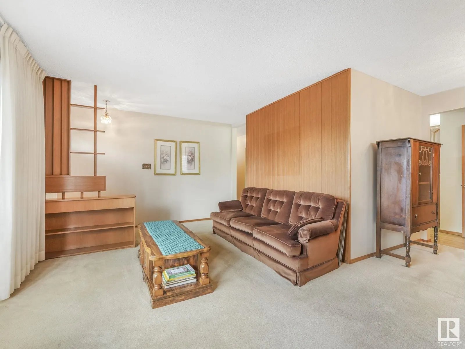 8527 134A AV NW