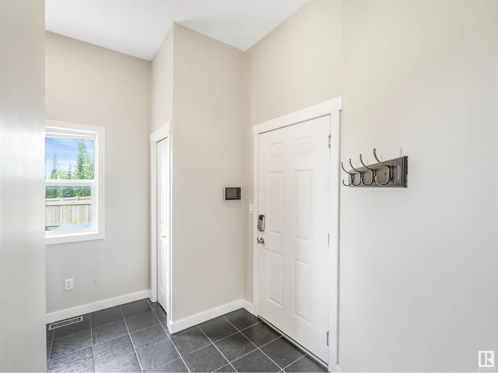 55 RIDGELAND PT