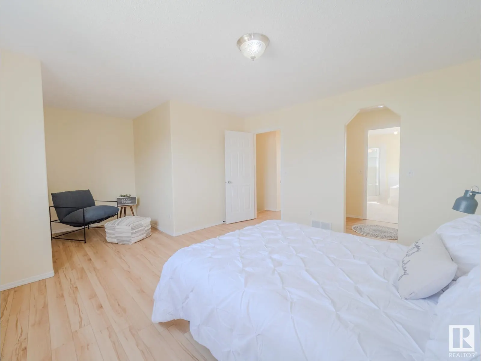 15013 135A ST NW