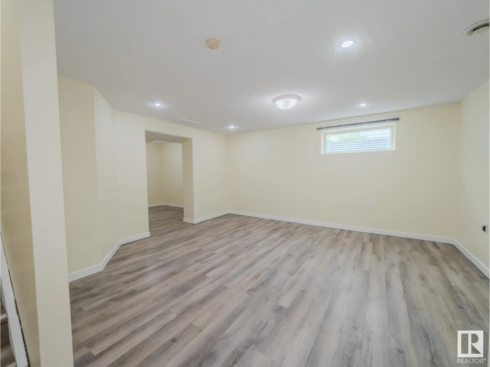 15013 135A ST NW
