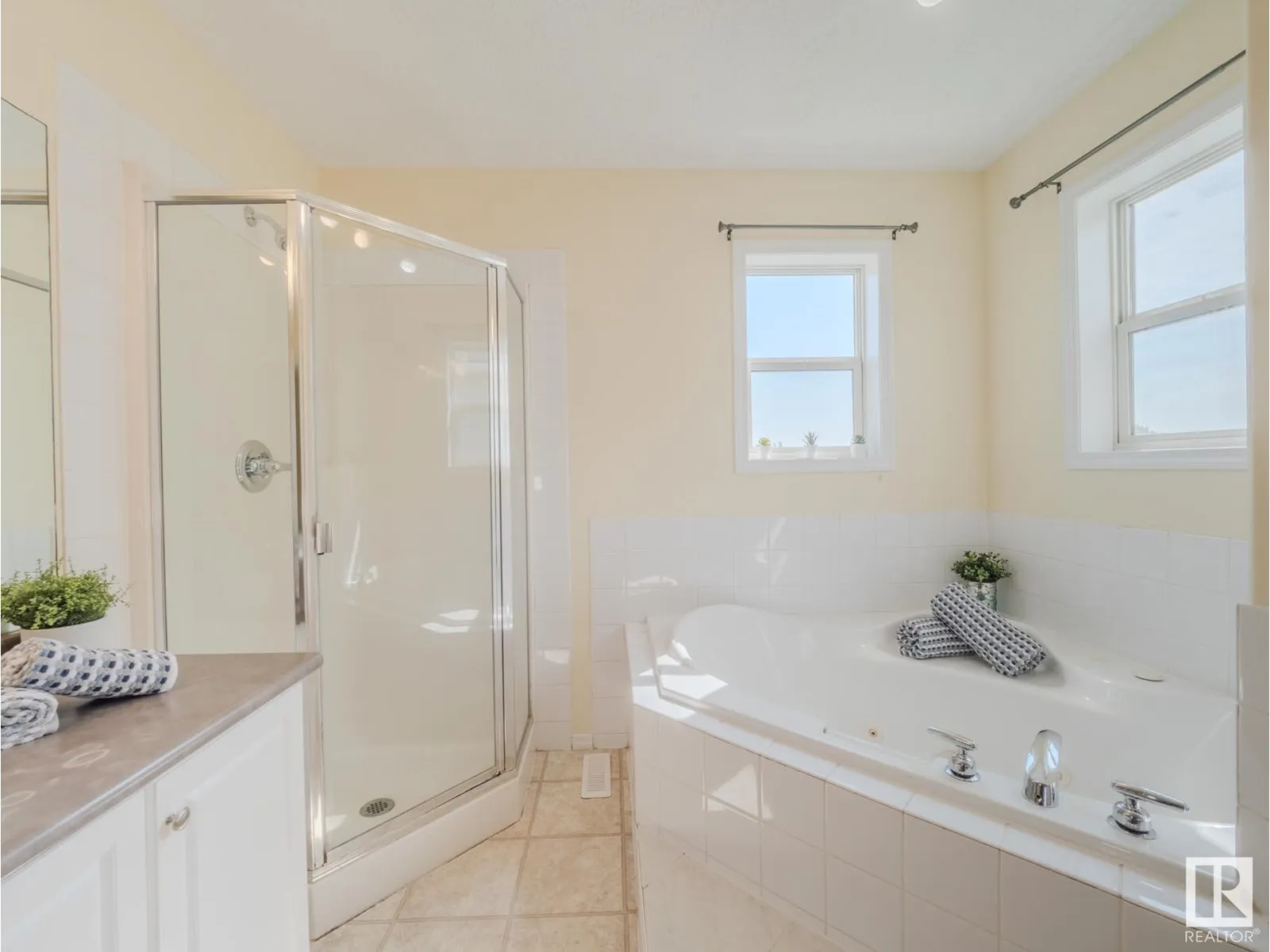15013 135A ST NW