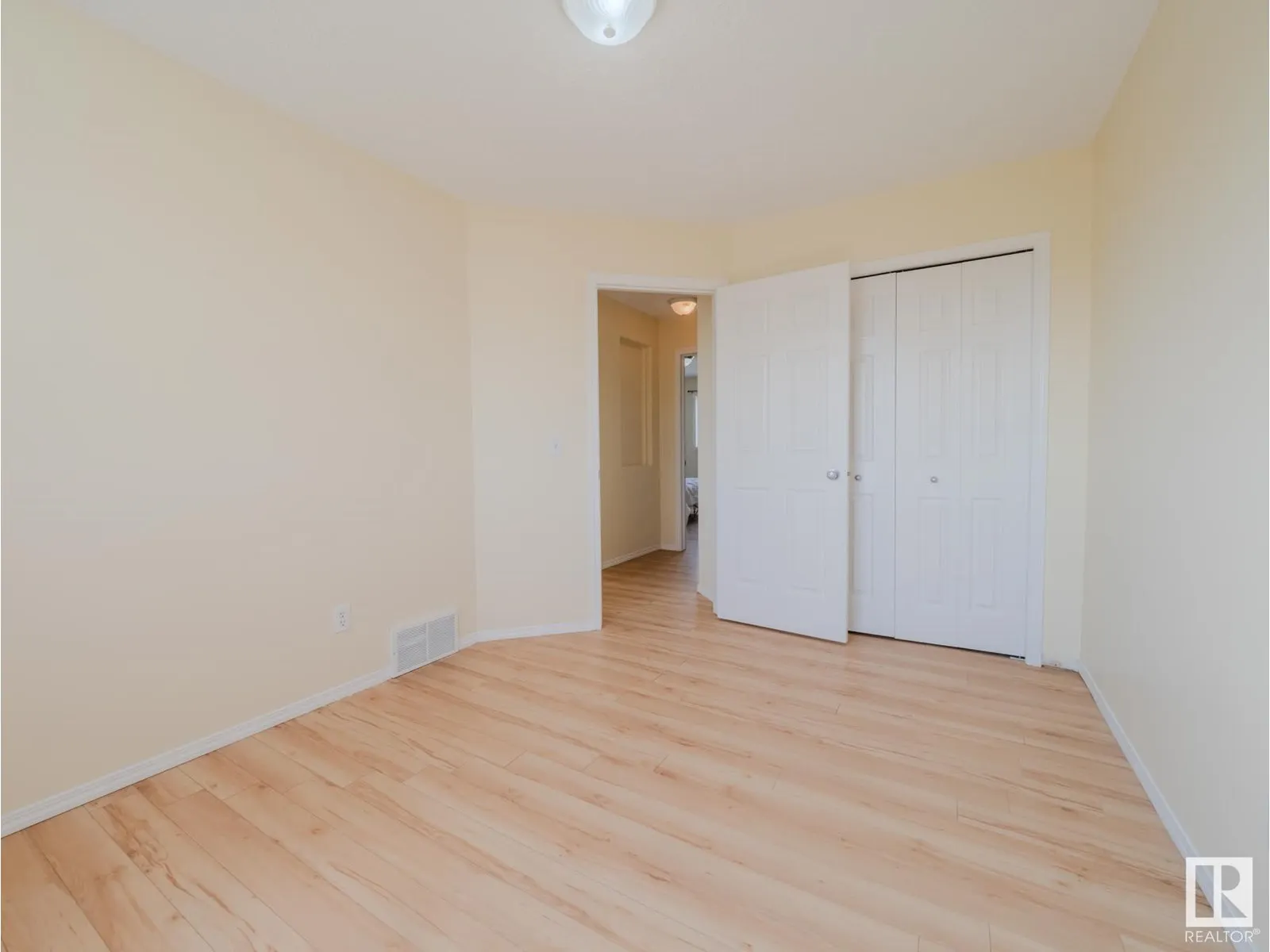 15013 135A ST NW