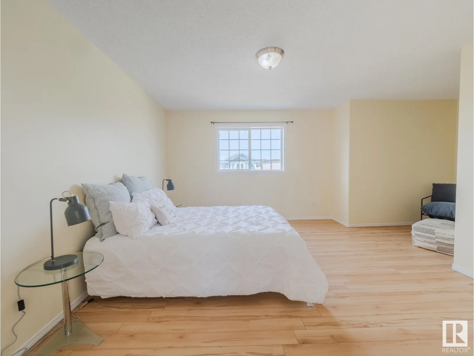 15013 135A ST NW