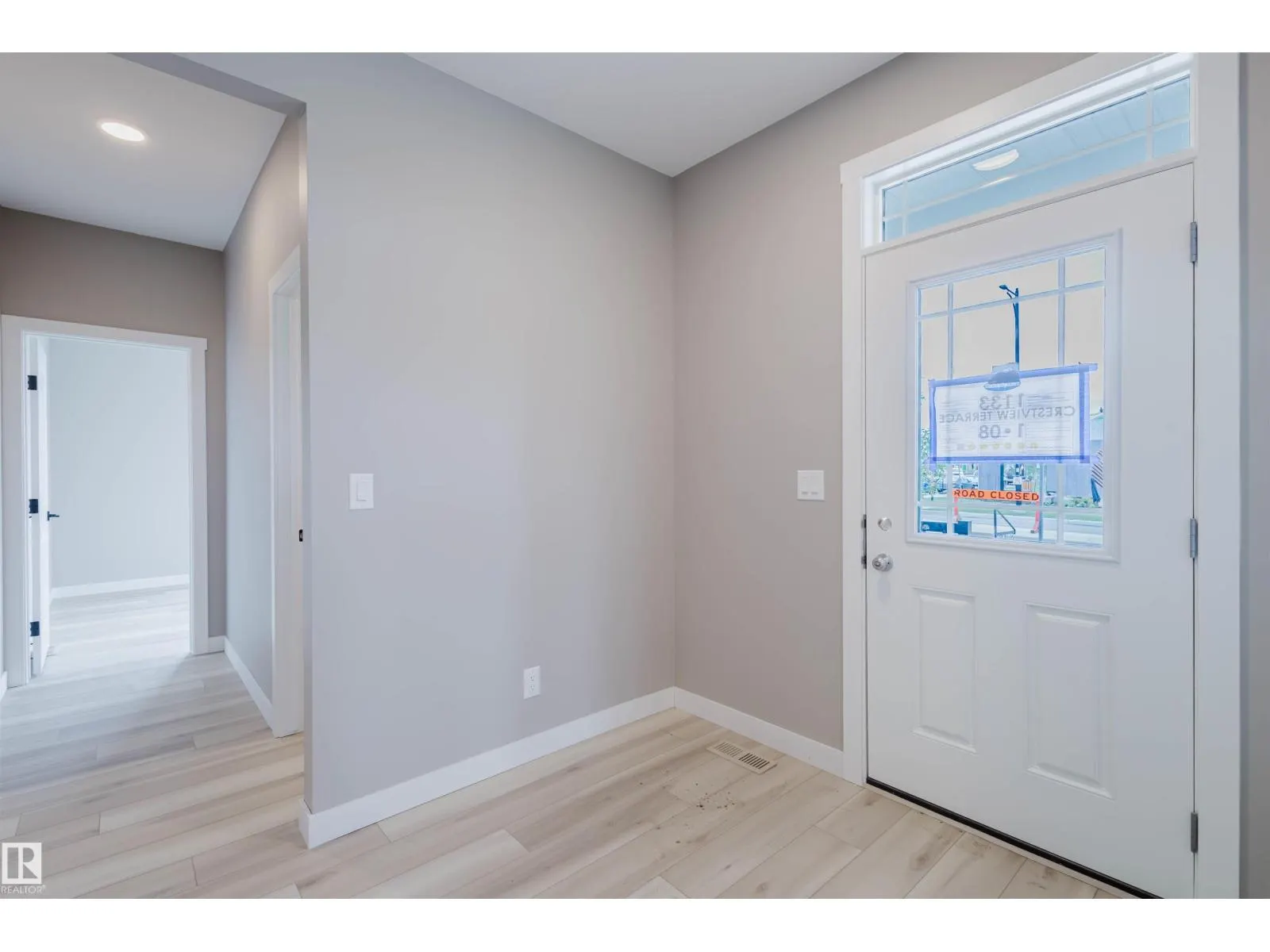 1133 Crestview TC