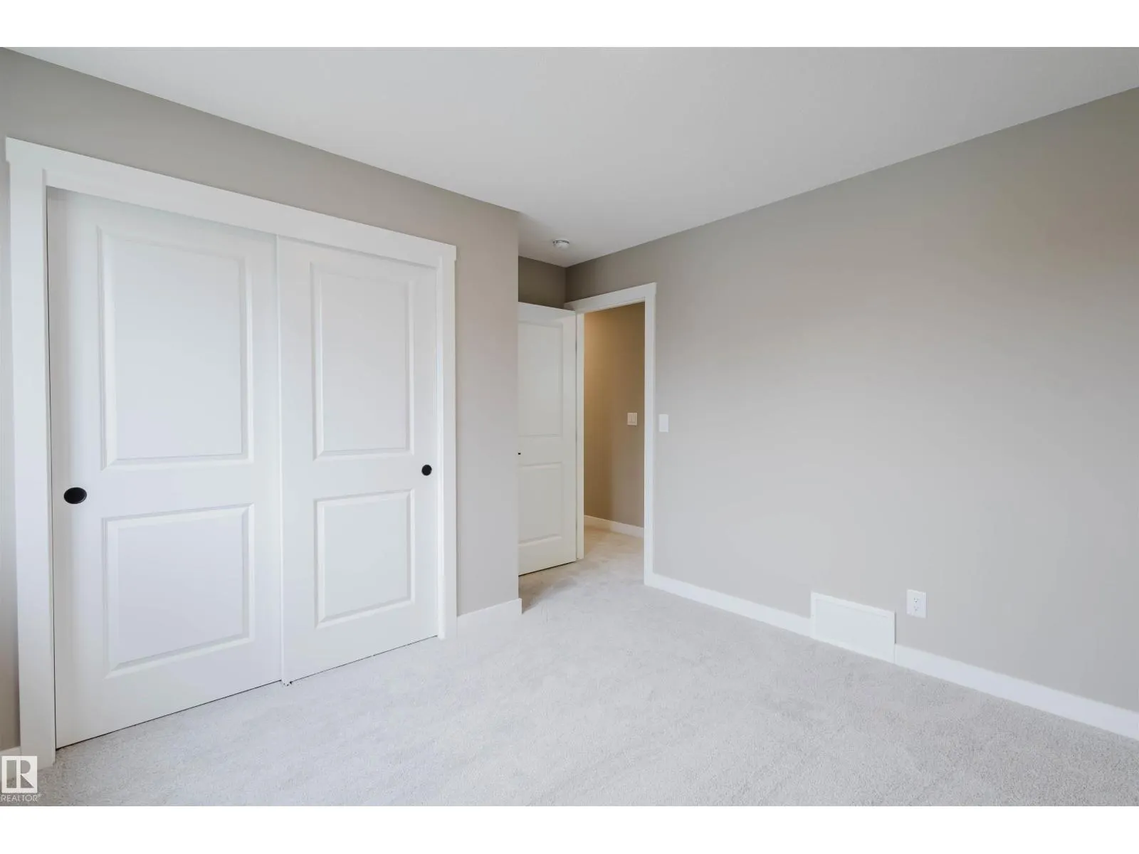 1133 Crestview TC