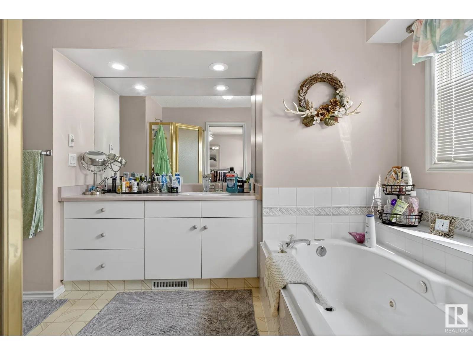 47 HUNTINGTON CR