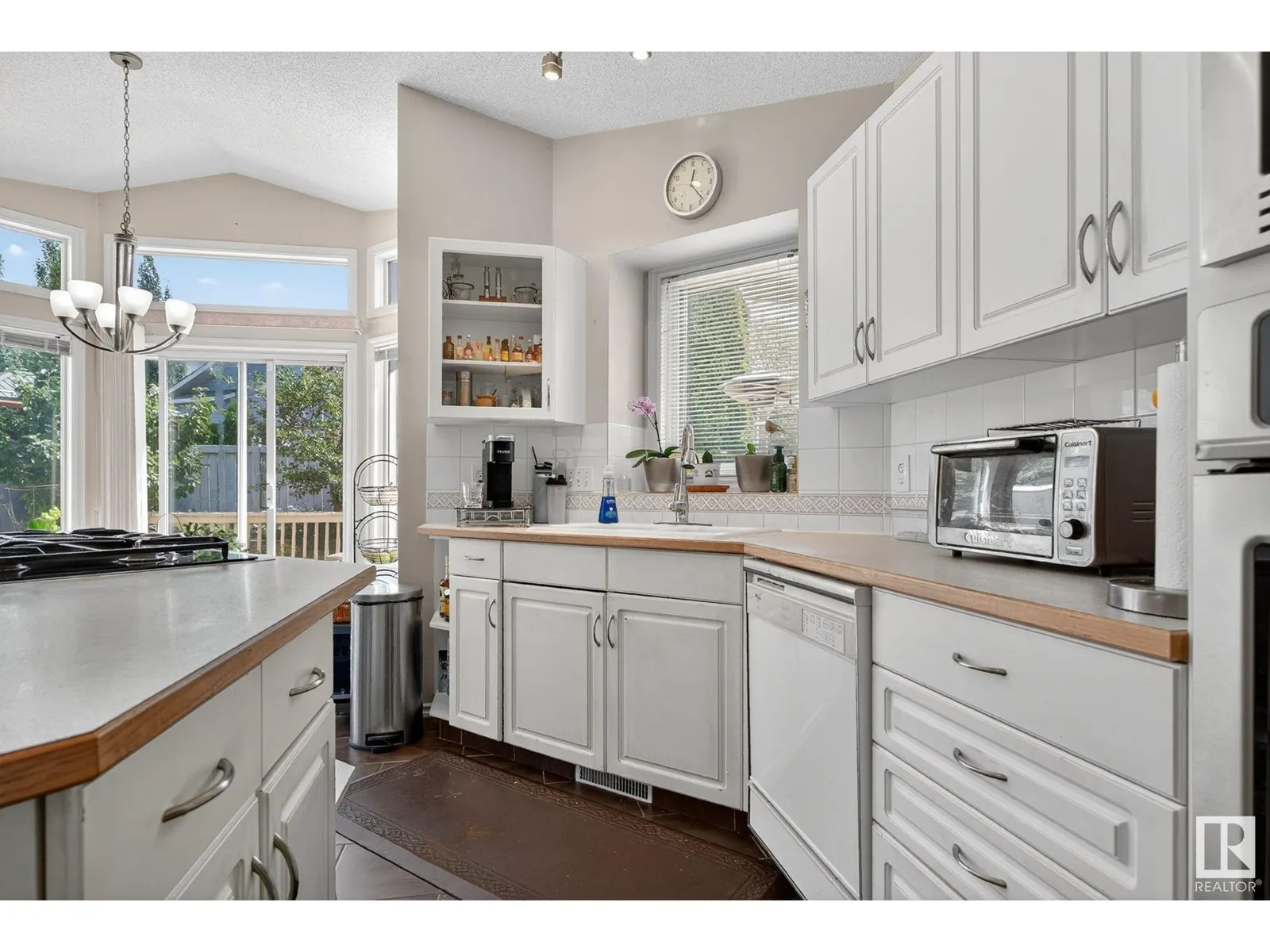 47 HUNTINGTON CR