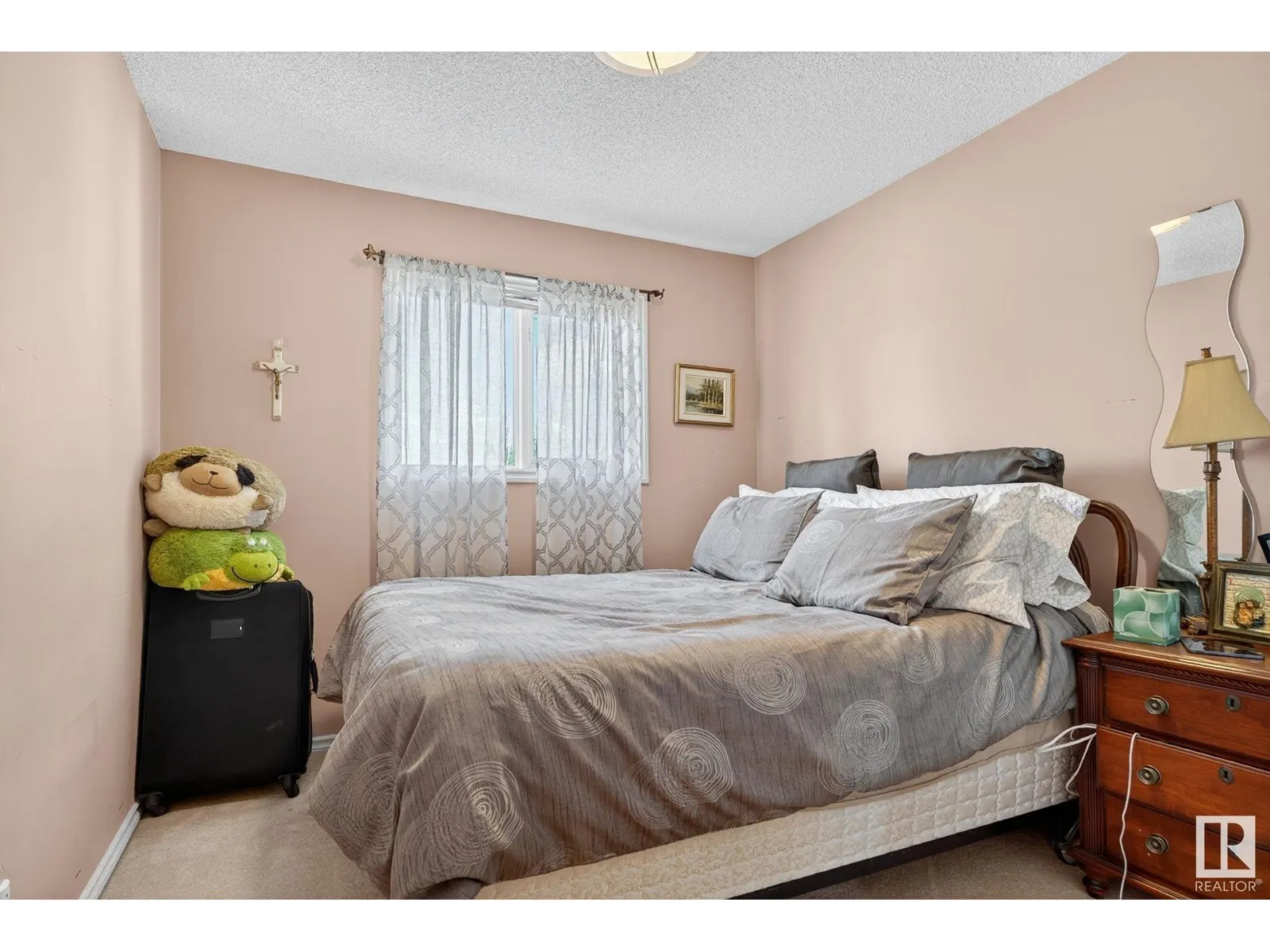47 HUNTINGTON CR
