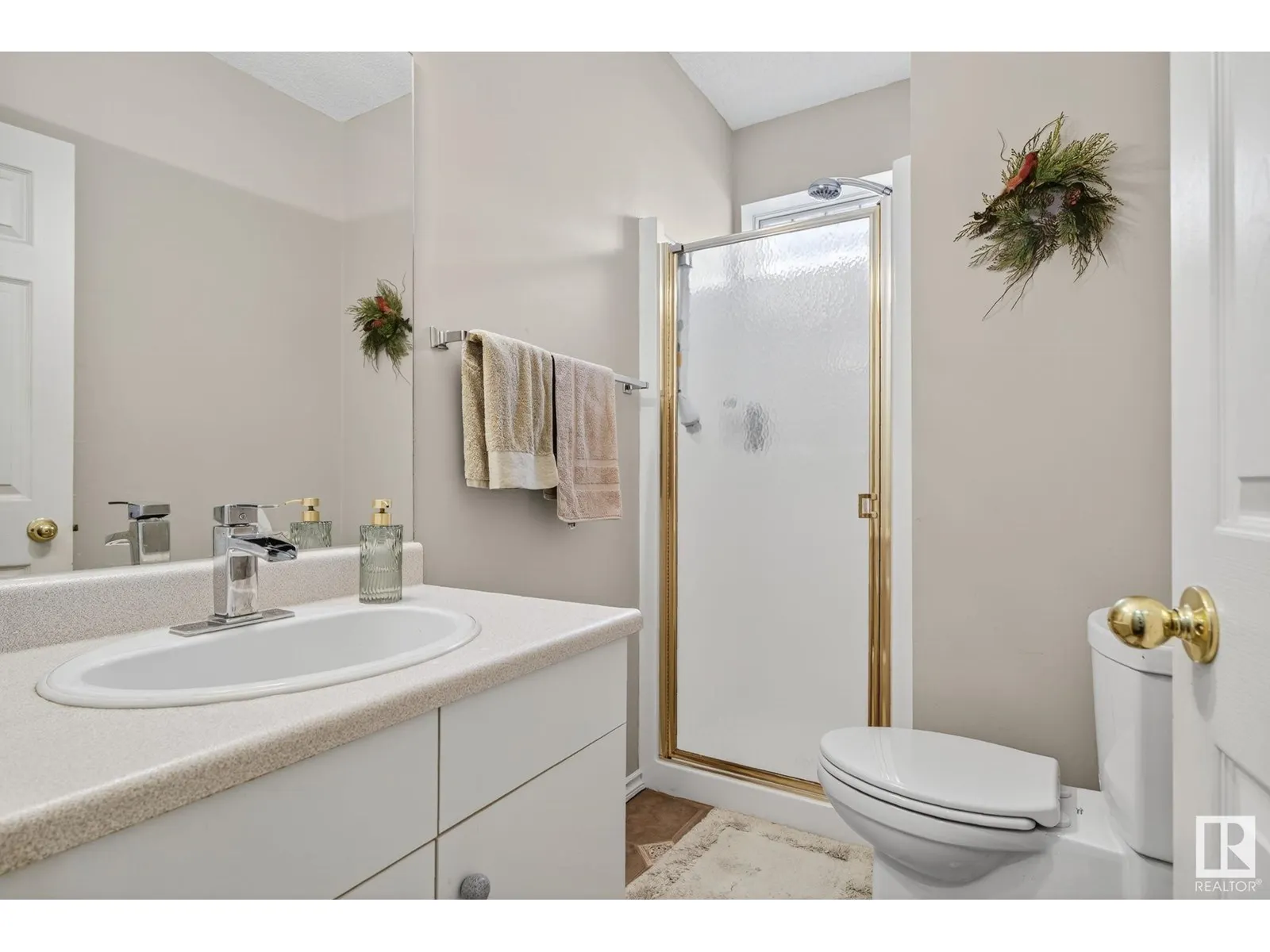 47 HUNTINGTON CR