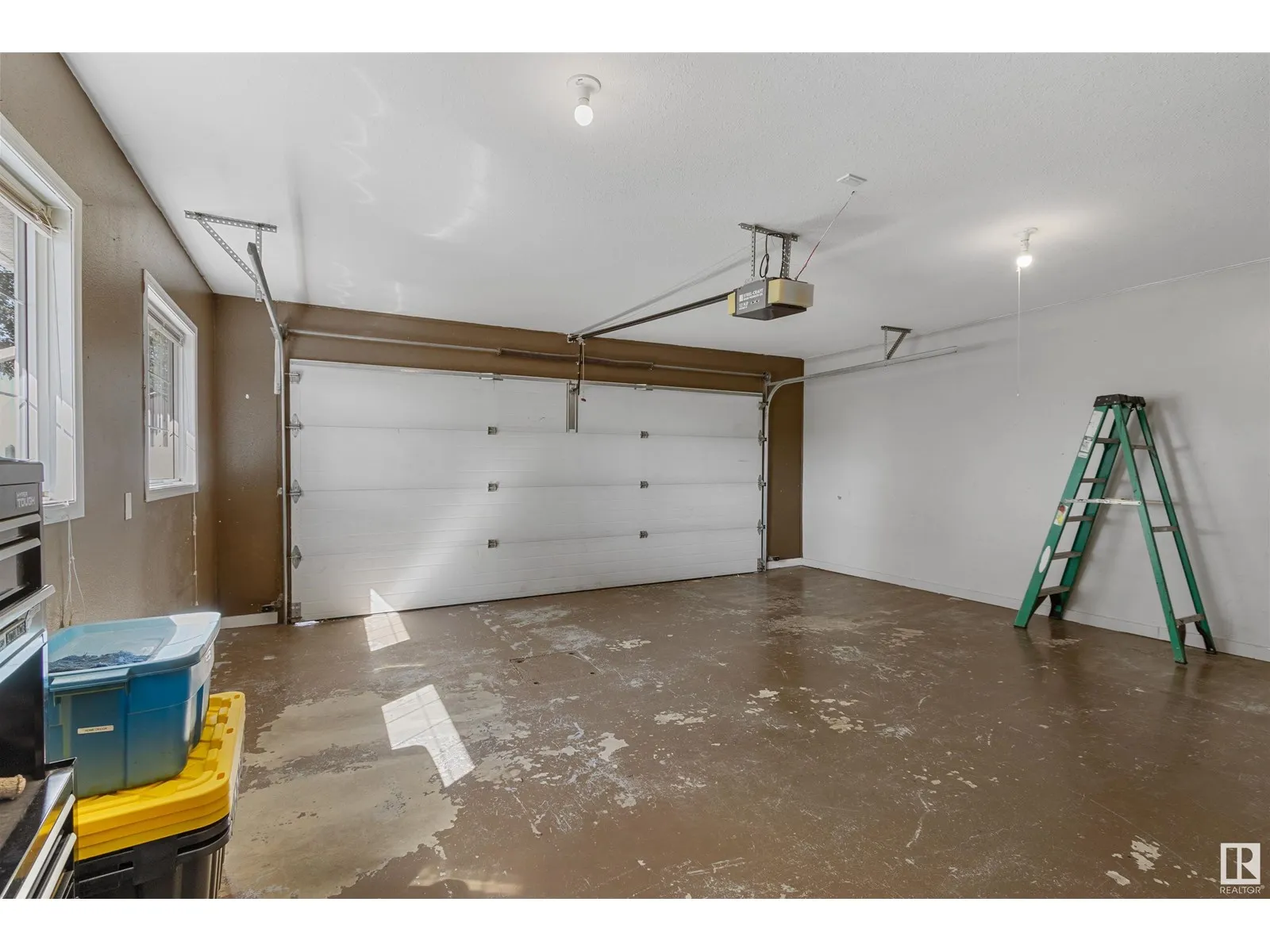 111 6st SW