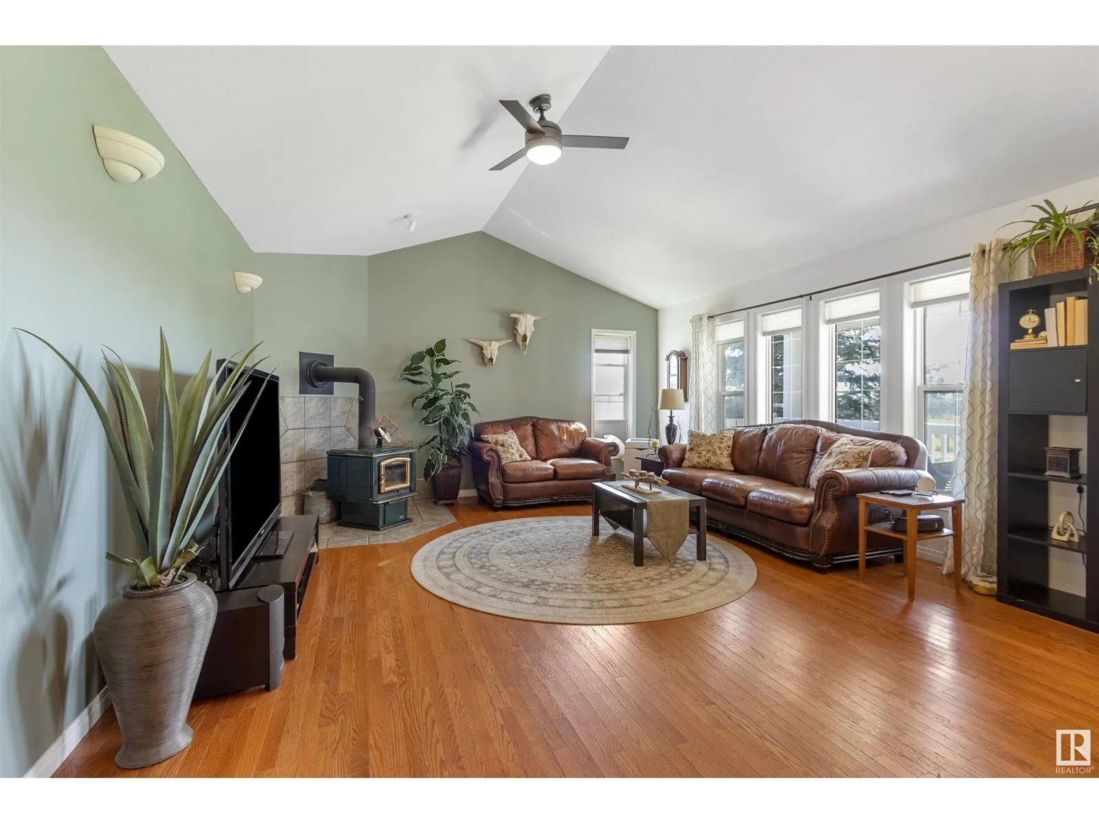 111 6st SW