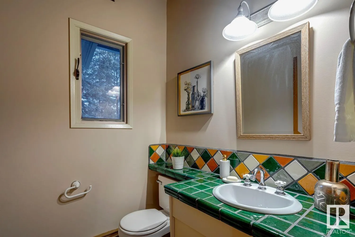18420 8A AV SW