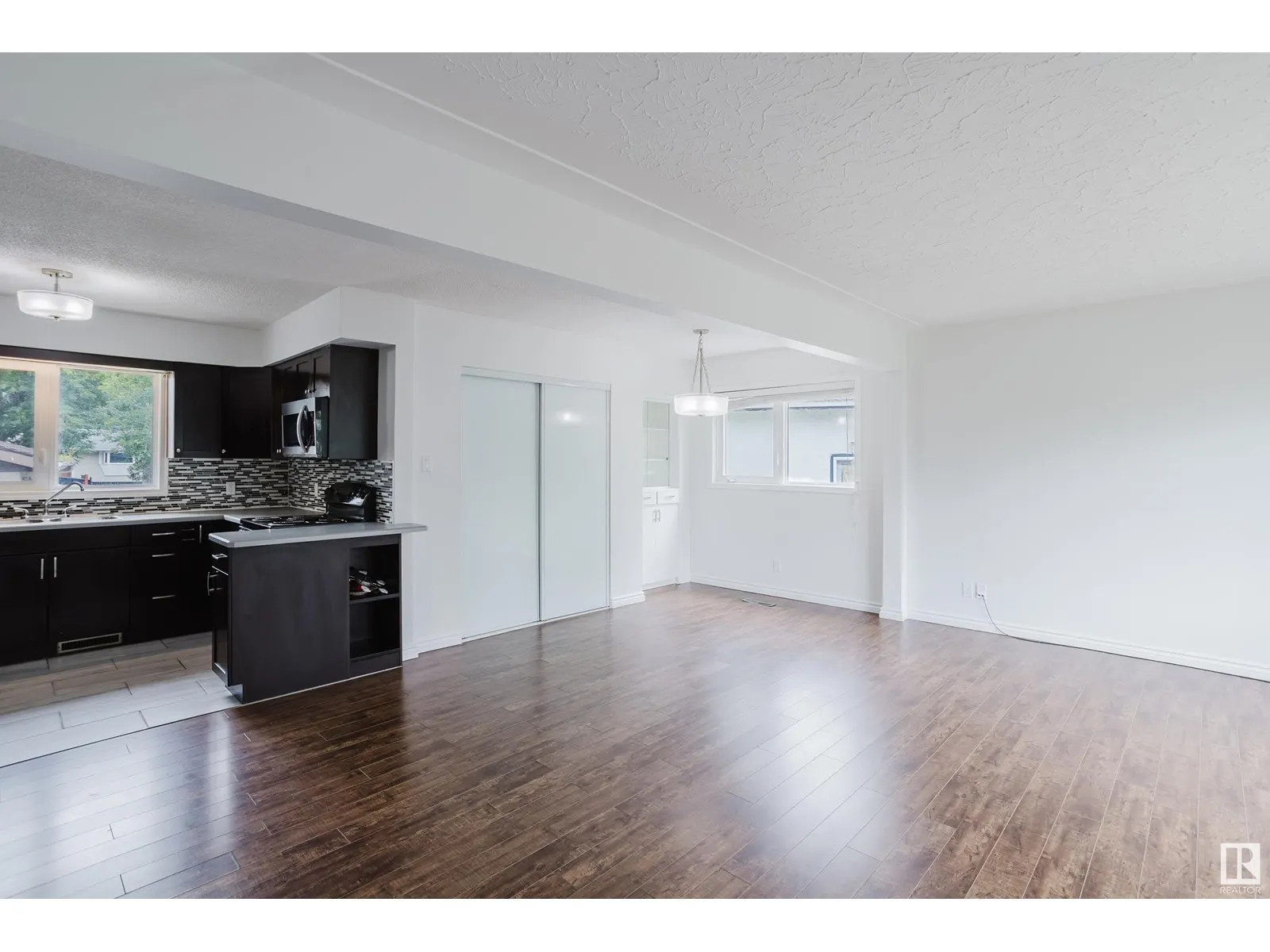 13203 140 ST NW