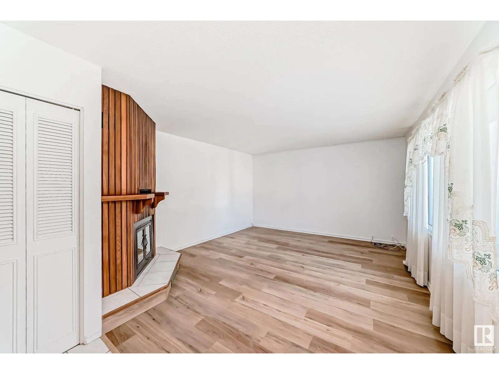 110 BRANTFORD ST