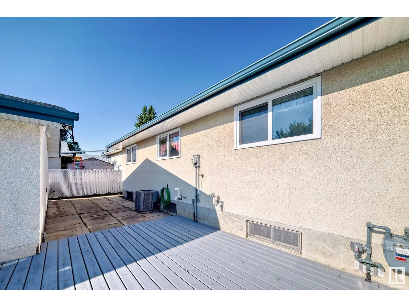 110 BRANTFORD ST