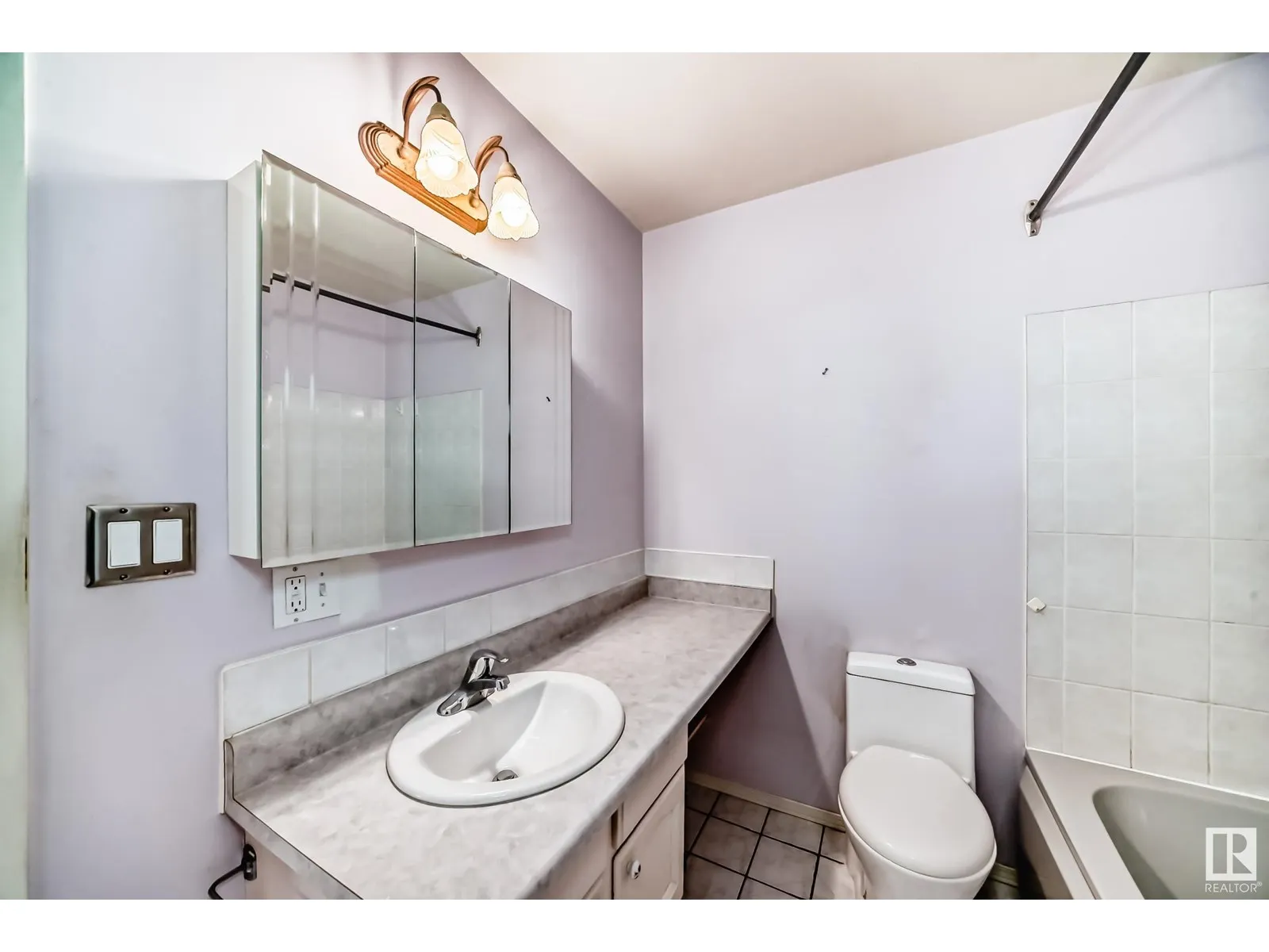 110 BRANTFORD ST