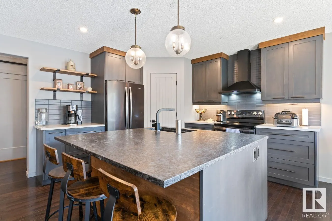 265 CORNWALL RD