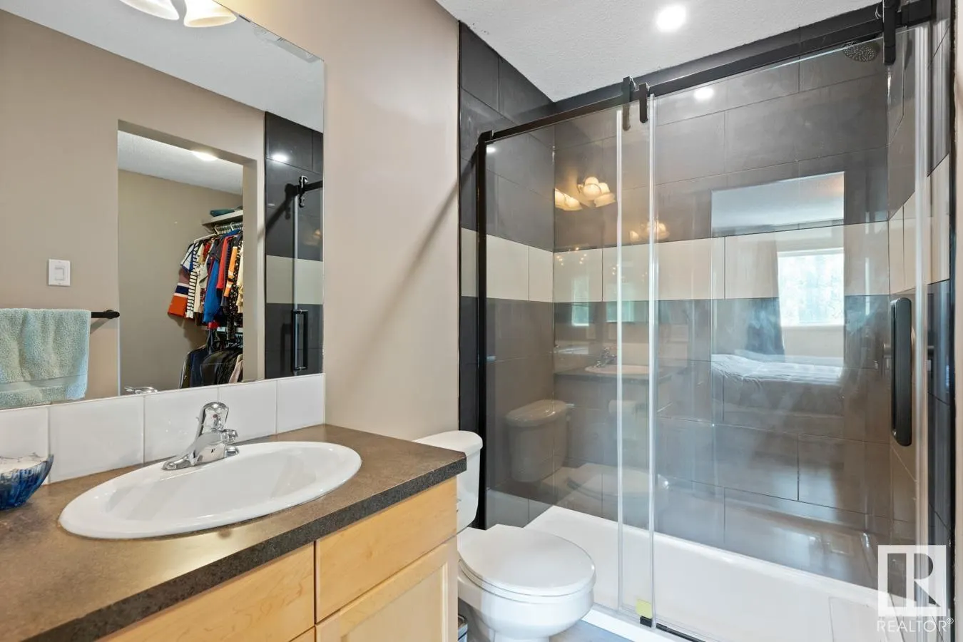 265 CORNWALL RD