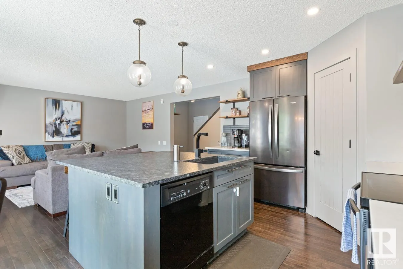 265 CORNWALL RD