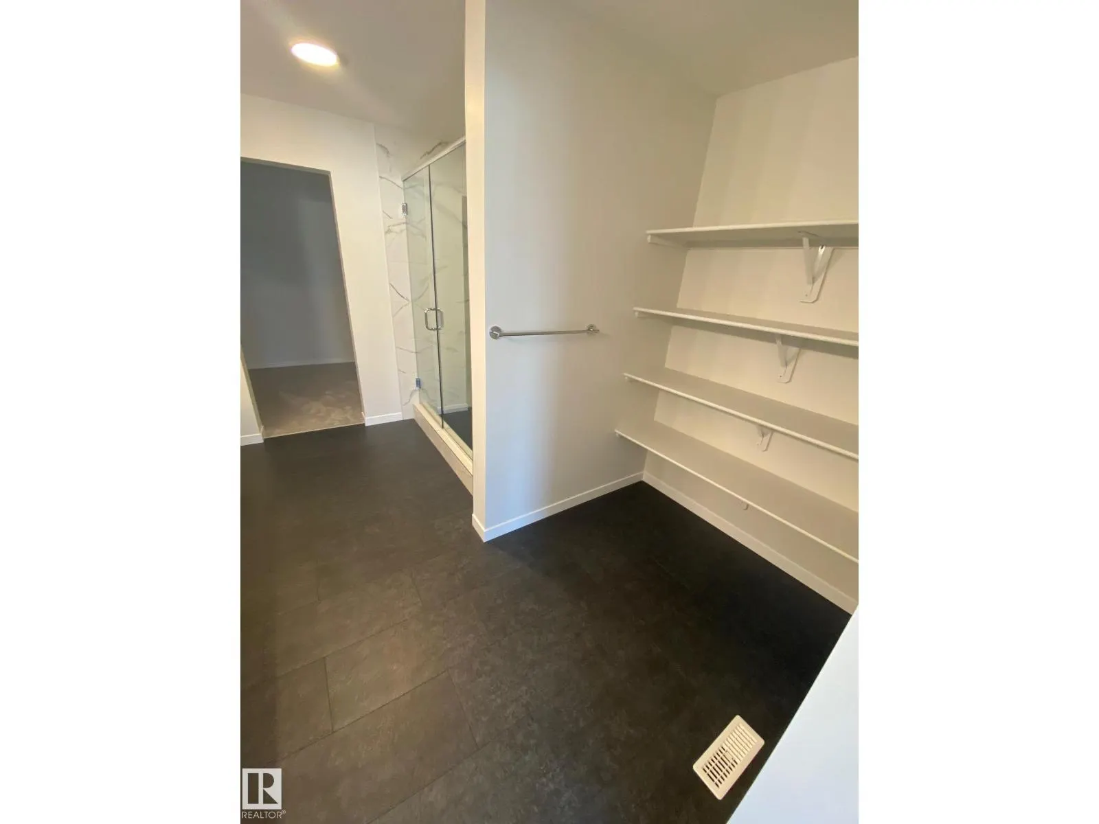 194 RANCHER RD