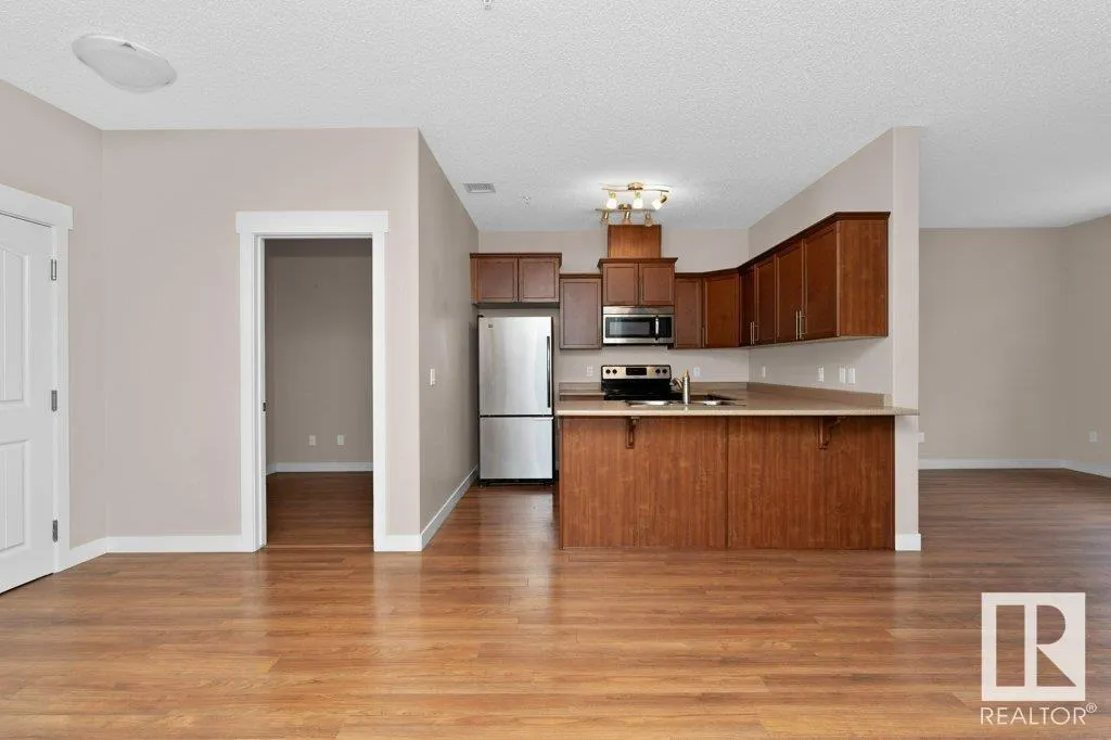 119-511 QUEEN ST