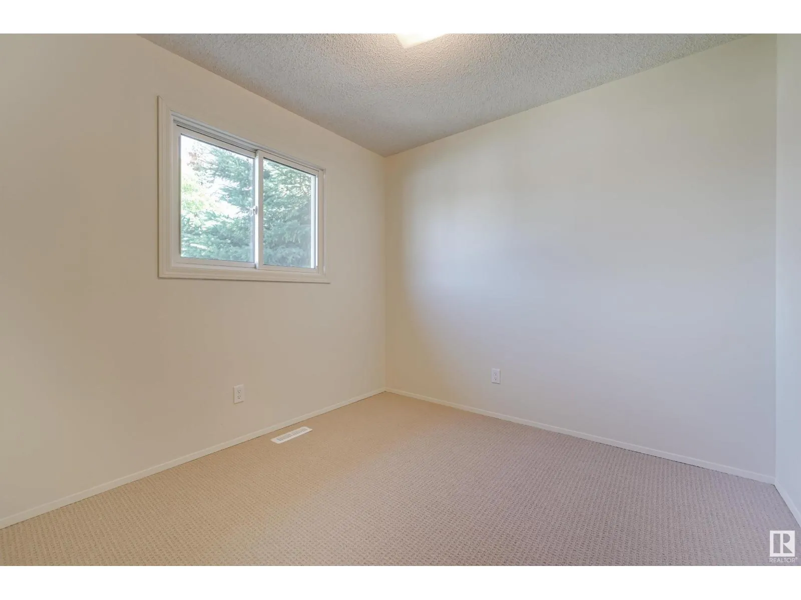128 WESTBOURNE RD