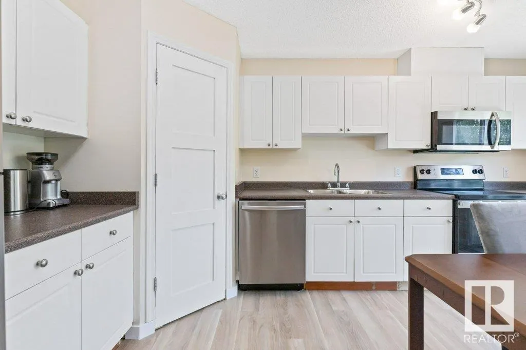 #9 450 HYNDMAN CR NW