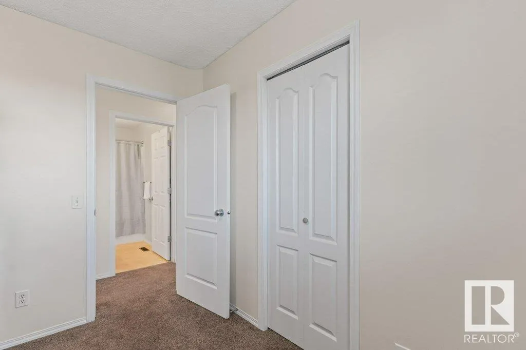 #9 450 HYNDMAN CR NW