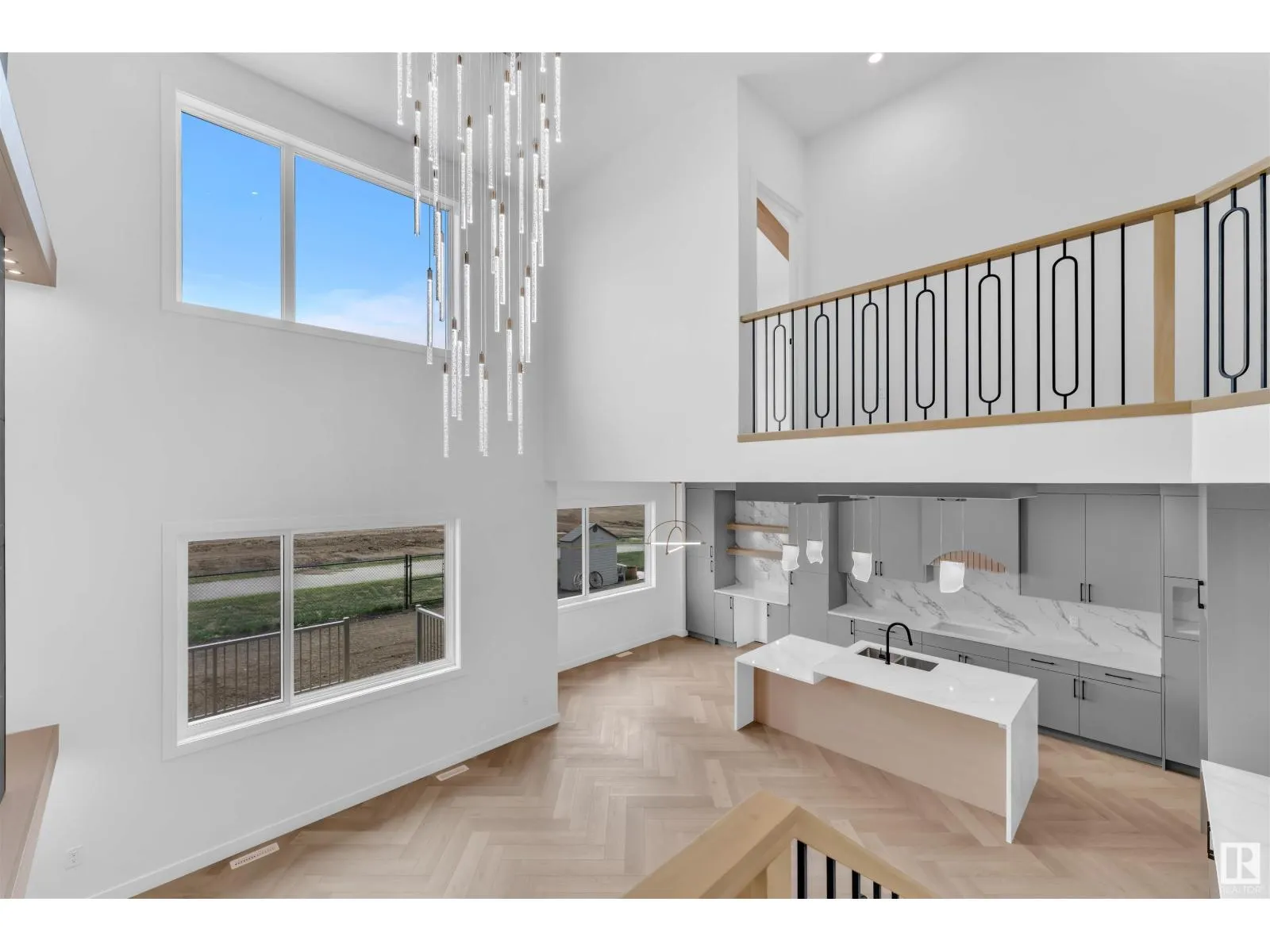 404 Pine PT