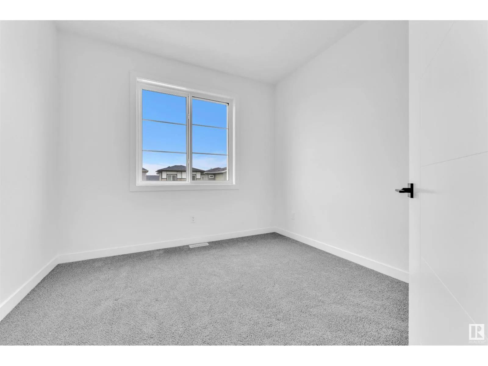 404 Pine PT