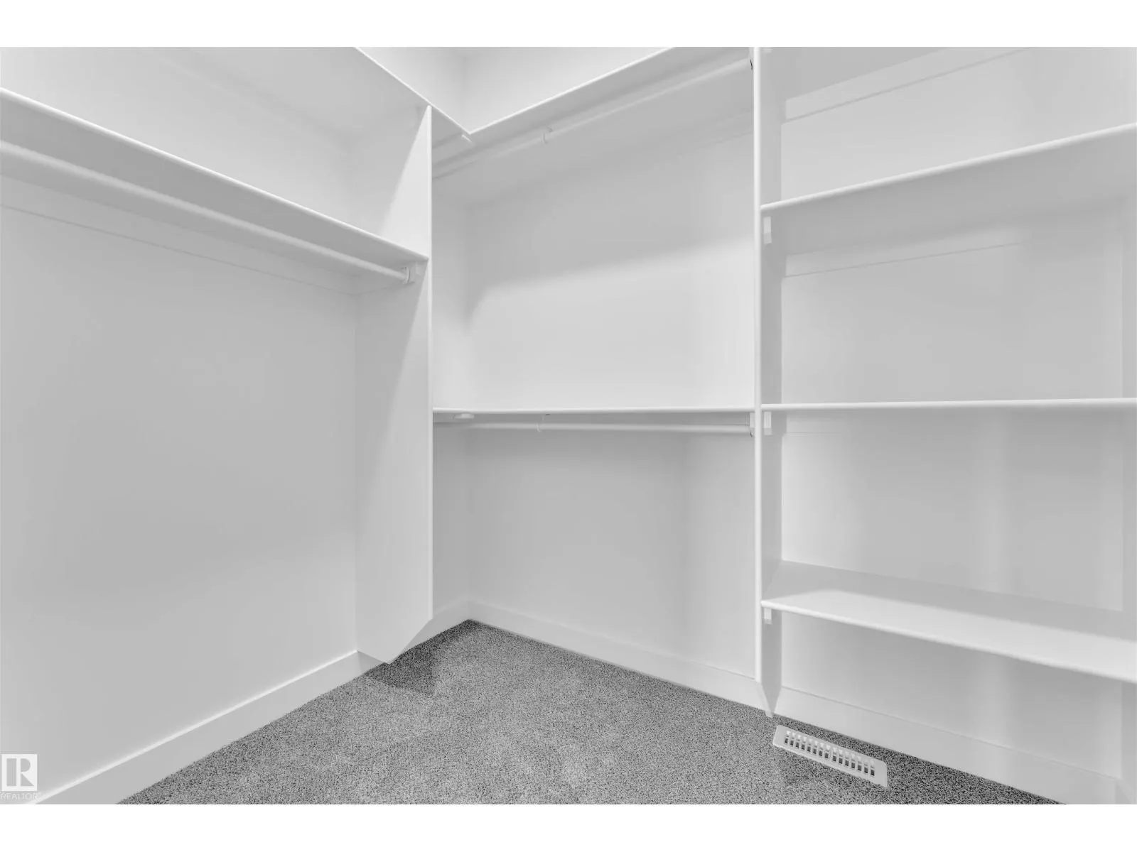 404 Pine PT