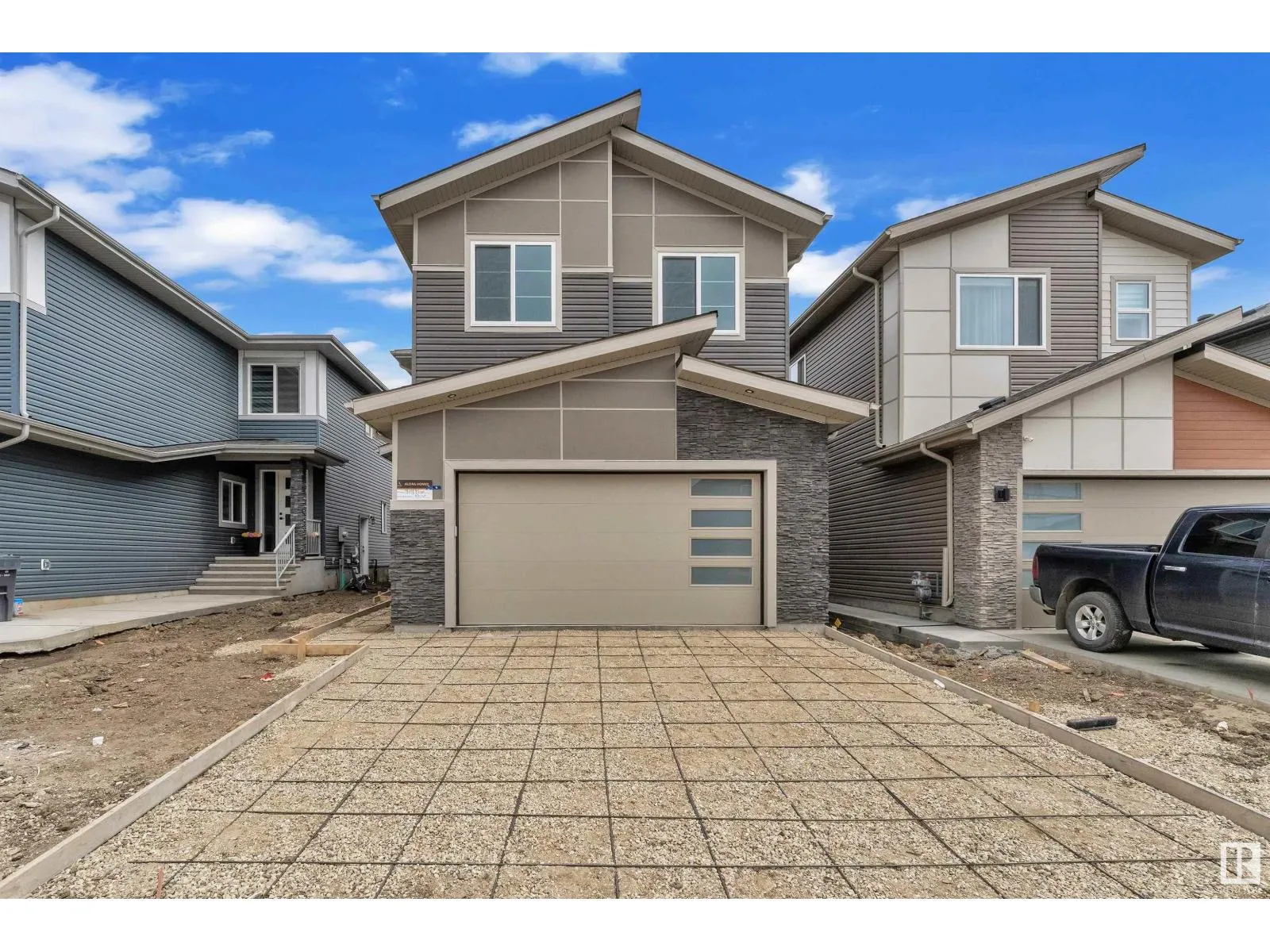 404 Pine PT