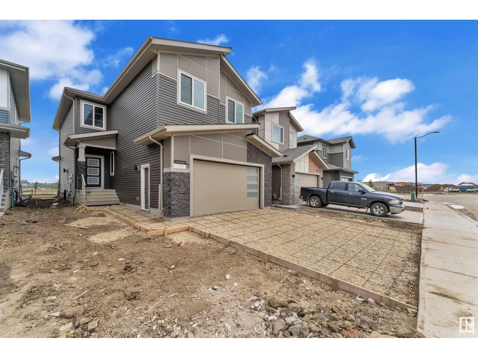 404 Pine PT