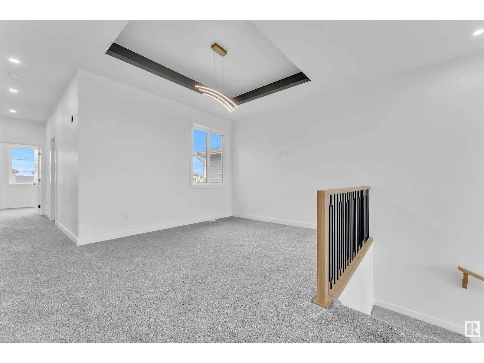 404 Pine PT